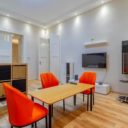 Apartment Efad Lux 2 Beautiful For Groups Budapest