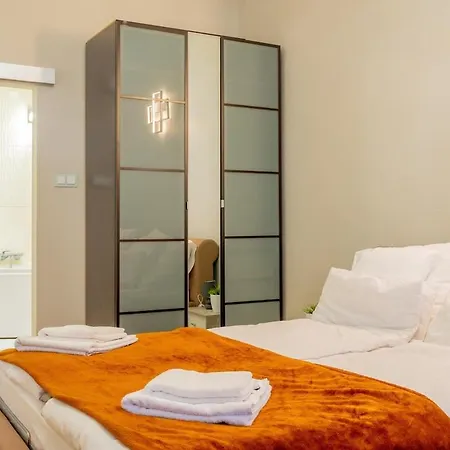 Efad Lux 2 Beautiful For Groups Budapest