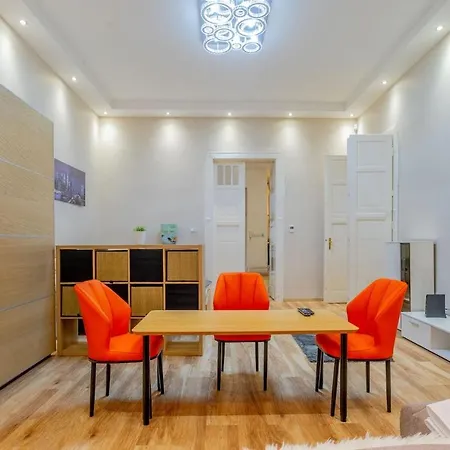 Apartment Efad Lux 2 Beautiful For Groups Budapest