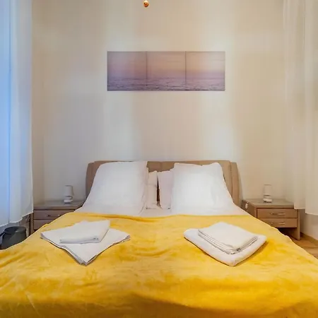 Apartment Efad Lux 2 Beautiful For Groups